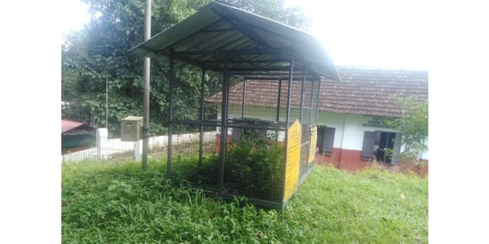 മിനി എം.സി.എഫുകള് നാട്ടുകാര്ക്ക് ബാധ്യതയാവുന്നതായി പരാതി മിനി എം.സി.എഫുകള് നാട്ടുകാര്ക്ക് ബാധ്യതയാവുന്നതായി പരാതി