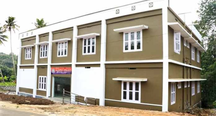 അത്യാധുനിക സൗകര്യങ്ങളോടുകൂടിയ മലയാലപ്പുഴ പോലീസ് സ്റ്റേഷൻ ഉത്ഘാടനം നാളെ അത്യാധുനിക സൗകര്യങ്ങളോടുകൂടിയ മലയാലപ്പുഴ പോലീസ് സ്റ്റേഷൻ ഉത്ഘാടനം നാളെ