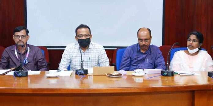 ഒരുലക്ഷം തൊഴില് സംരംഭം : ബാങ്ക് വായ്പകള് പരമാവധി വേഗത്തിലാക്കും ഒരുലക്ഷം തൊഴില് സംരംഭം : ബാങ്ക് വായ്പകള് പരമാവധി വേഗത്തിലാക്കും