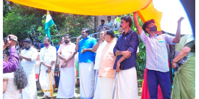സ്വാതന്ത്രദിനാഘോഷ പരിപാടി സംഘടിപ്പിച്ചു സ്വാതന്ത്രദിനാഘോഷ പരിപാടി സംഘടിപ്പിച്ചു