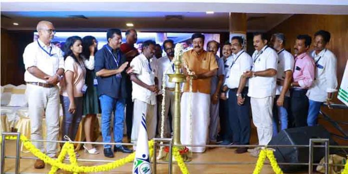 അസോസിയേഷൻ ഓഫ് പ്രൈവറ്റ് കോൺട്രാക്ടേഴ്സ് ആൻഡ് ഡവലപ്പേഴ്സ് (എ.പി.സി.എ.ഡി) സംസ്ഥാന സമ്മേളനം നടന്നു അസോസിയേഷൻ ഓഫ് പ്രൈവറ്റ് കോൺട്രാക്ടേഴ്സ് ആൻഡ് ഡവലപ്പേഴ്സ് (എ.പി.സി.എ.ഡി) സംസ്ഥാന സമ്മേളനം നടന്നു