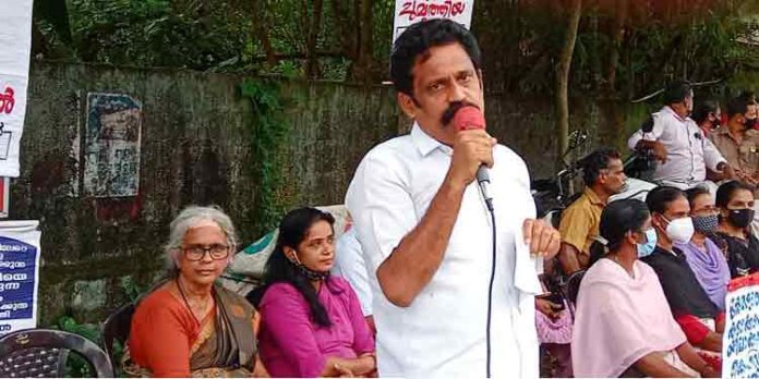 കെറെയിൽവിരുദ്ധ ജനകീയ സമിതി രണ്ടാംഘട്ട പ്രക്ഷോഭത്തിന് തുടക്കം കുറിച്ചു കെറെയിൽവിരുദ്ധ ജനകീയ സമിതി രണ്ടാംഘട്ട പ്രക്ഷോഭത്തിന് തുടക്കം കുറിച്ചു