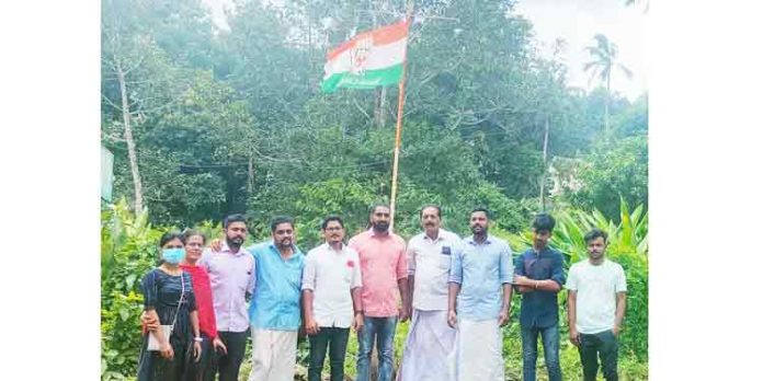 യൂത്ത് കോൺഗ്രസ് സ്ഥാപക ദിനം ആചരിച്ചു യൂത്ത് കോൺഗ്രസ് സ്ഥാപക ദിനം ആചരിച്ചു