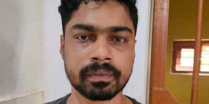 കഞ്ചാവുമായി യുവാവ് പിടിയിൽ കഞ്ചാവുമായി യുവാവ് പിടിയിൽ