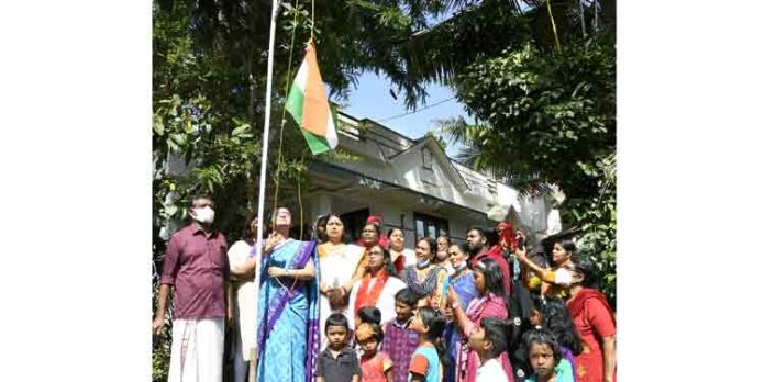 ഹര് ഘര് തിരംഗ : ദേശീയ പതാകയുടെ പ്രഭയില് ജില്ല ഹര് ഘര് തിരംഗ : ദേശീയ പതാകയുടെ പ്രഭയില് ജില്ല