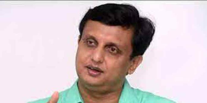 നെടുമ്പാശേരി അപകടത്തില് പ്രതികരിച്ച് പൊതുമരാമത്ത് വകുപ്പ് മന്ത്രി നെടുമ്പാശേരി അപകടത്തില് പ്രതികരിച്ച് പൊതുമരാമത്ത് വകുപ്പ് മന്ത്രി