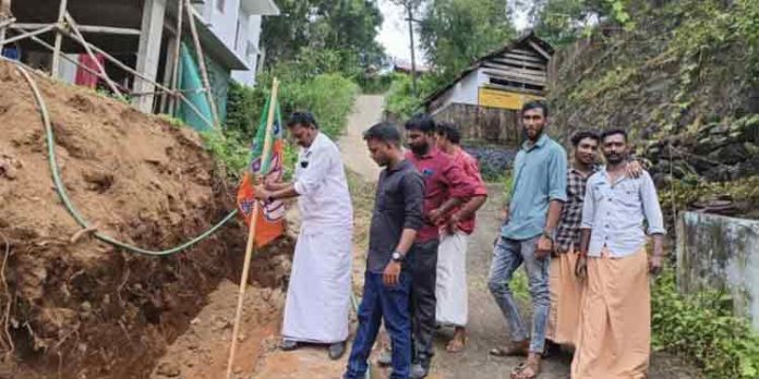 അനധികൃത നിർമാണ പ്രവർത്തനം തടഞ്ഞു അനധികൃത നിർമാണ പ്രവർത്തനം തടഞ്ഞു