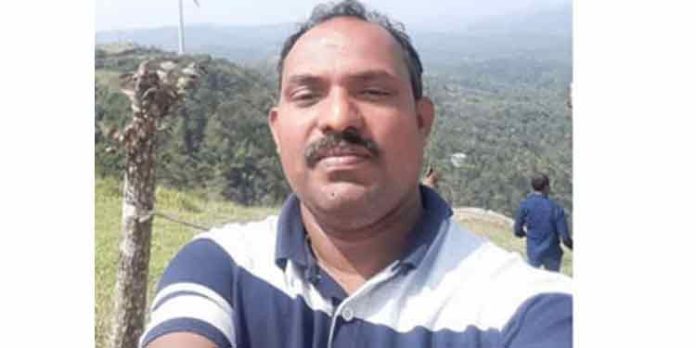 റാന്നിയിലെ ബില്ഡിംഗ് കോണ്ട്രാക്ടര് ശ്രീകുമാര് ടി.പി (42) യെ കാണ്മാനില്ല റാന്നിയിലെ ബില്ഡിംഗ് കോണ്ട്രാക്ടര് ശ്രീകുമാര് ടി.പി (42) യെ കാണ്മാനില്ല