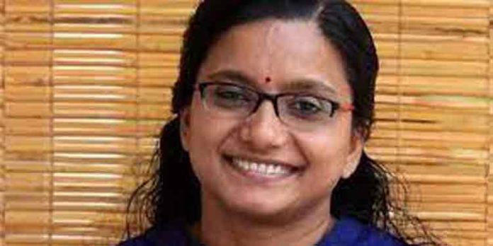 പ്രൊഫസർ നിയമനവുമായി ബന്ധപ്പെട്ട വിവാദം ; പ്രതികരിച്ച് പ്രിയ വർഗീസ് വീണ്ടും രംഗത്തെത്തി പ്രൊഫസർ നിയമനവുമായി ബന്ധപ്പെട്ട വിവാദം ; പ്രതികരിച്ച് പ്രിയ വർഗീസ് വീണ്ടും രംഗത്തെത്തി