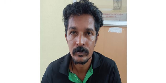 വിരൽ മുറിഞ്ഞതിനെപ്പറ്റി തിരക്കിയില്ല, അമ്മയെയും അനുജത്തിയെയും ക്രൂരമായി മർദ്ദിച്ച യുവാവ് റിമാൻഡിൽ വിരൽ മുറിഞ്ഞതിനെപ്പറ്റി തിരക്കിയില്ല, അമ്മയെയും അനുജത്തിയെയും ക്രൂരമായി മർദ്ദിച്ച യുവാവ് റിമാൻഡിൽ