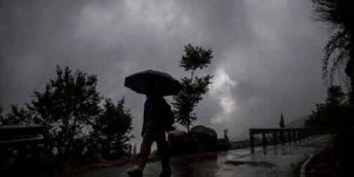 സംസ്ഥാനത്ത് ഇന്നും പരക്കെ മഴയ്ക്ക് സാധ്യത സംസ്ഥാനത്ത് ഇന്നും പരക്കെ മഴയ്ക്ക് സാധ്യത