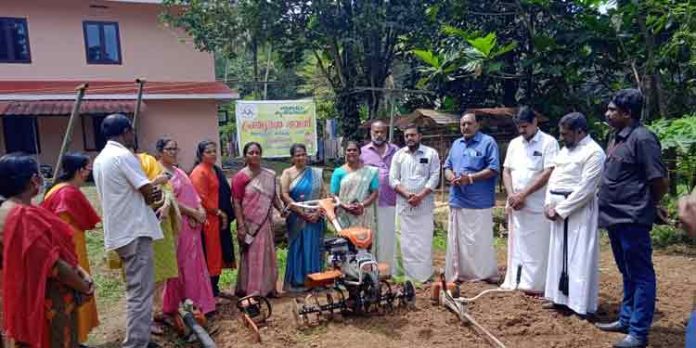 അഞ്ചുകുഴിപ്രത്യാശ ഭവന് അനുവദിച്ച ഗാർഡൻ റ്റില്ലർ ഉദ്ഘാടനം ചെയ്തു അഞ്ചുകുഴിപ്രത്യാശ ഭവന് അനുവദിച്ച ഗാർഡൻ റ്റില്ലർ ഉദ്ഘാടനം ചെയ്തു