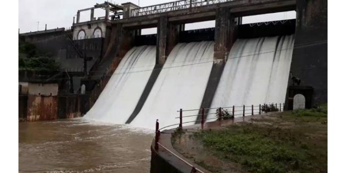 ഇടുക്കിയിൽ നിന്നും കൂടുതൽ വെള്ളമൊഴുക്കില്ല ; വാളയാർ ഡാമിന്റെ ഷട്ടർ ഇന്ന് തുറക്കും ഇടുക്കിയിൽ നിന്നും കൂടുതൽ വെള്ളമൊഴുക്കില്ല ; വാളയാർ ഡാമിന്റെ ഷട്ടർ ഇന്ന് തുറക്കും