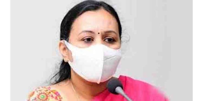 ളാഹ അപകടം : ഗുരുതരമായി പരിക്കേറ്റ എട്ടു വയസുകാരനെ ശസ്ത്രക്രിയയ്ക്ക് വിധേയമാക്കും ളാഹ അപകടം : ഗുരുതരമായി പരിക്കേറ്റ എട്ടു വയസുകാരനെ ശസ്ത്രക്രിയയ്ക്ക് വിധേയമാക്കും
