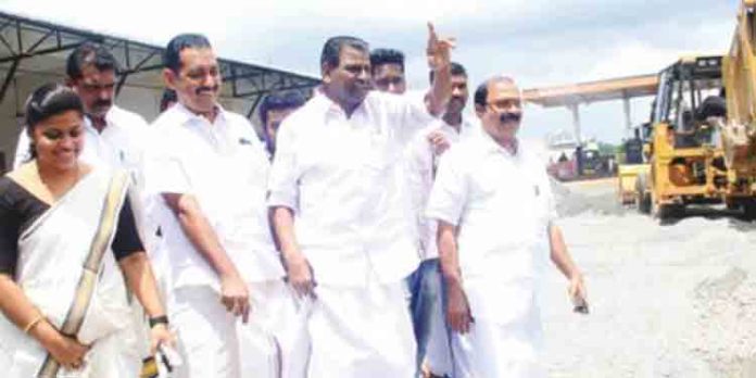 കോട്ടയത്തിനു ഓണസമ്മാനമായി നവീകരിച്ച കോട്ടയം കെഎസ്ആര്ടിസി ബസ് ടെര്മിനല് തുറന്ന് കൊടുക്കും കോട്ടയത്തിനു ഓണസമ്മാനമായി നവീകരിച്ച കോട്ടയം കെഎസ്ആര്ടിസി ബസ് ടെര്മിനല് തുറന്ന് കൊടുക്കും