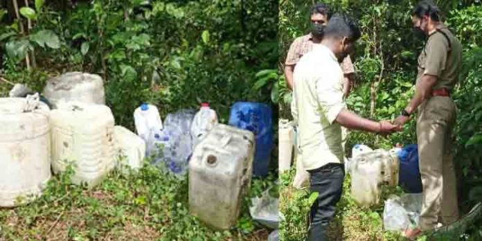 മിനറല് വാട്ടര് കുപ്പികള്ക്കുള്ളില് ചാരായം; കൊല്ലം എഴുകോണില് കാടുപിടിച്ചു കിടന്ന പ്രദേശത്ത് കണ്ടെത്തിയത് വന്വാറ്റുകേന്ദ്രം മിനറല് വാട്ടര് കുപ്പികള്ക്കുള്ളില് ചാരായം; കൊല്ലം എഴുകോണില് കാടുപിടിച്ചു കിടന്ന പ്രദേശത്ത് കണ്ടെത്തിയത് വന്വാറ്റുകേന്ദ്രം