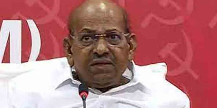 സാദിഖലി തങ്ങളും കുഞ്ഞാലികുട്ടിയും കോടിയേരിയെ സന്ദർശിച്ചു സാദിഖലി തങ്ങളും കുഞ്ഞാലികുട്ടിയും കോടിയേരിയെ സന്ദർശിച്ചു
