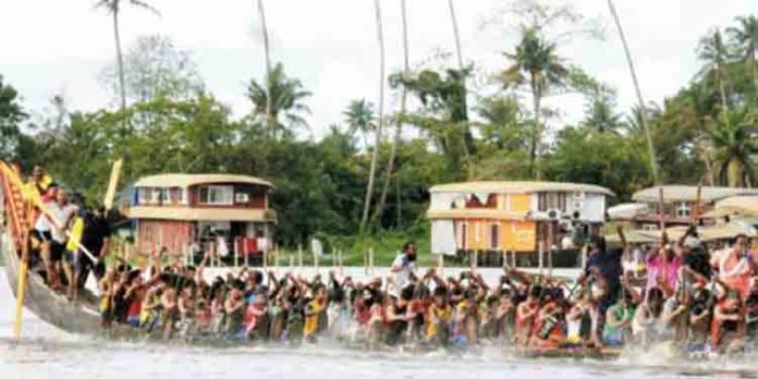 കരിനാഗങ്ങള് കൊമ്പ് കോര്ക്കുന്ന ജലമാമാങ്കം ഇന്ന് കരിനാഗങ്ങള് കൊമ്പ് കോര്ക്കുന്ന ജലമാമാങ്കം ഇന്ന്
