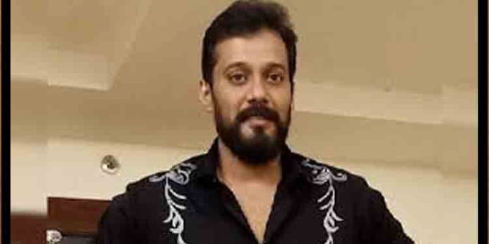 ടിനി ടോമിനെ കൊല്ലാനുള്ള ദേഷ്യമുണ്ട് ; അടുത്ത വര്ഷം നിങ്ങളുടെ ഓണം ഞാന് കുളമാക്കും പ്രതിഷേധവുമായി ബാല ടിനി ടോമിനെ കൊല്ലാനുള്ള ദേഷ്യമുണ്ട് ; അടുത്ത വര്ഷം നിങ്ങളുടെ ഓണം ഞാന് കുളമാക്കും പ്രതിഷേധവുമായി ബാല