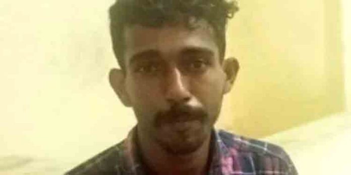 പത്ത് ലിറ്റര് ചാരായവും 20 ലിറ്റര് കോടയുമായി യുവാവ് പിടിയില് പത്ത് ലിറ്റര് ചാരായവും 20 ലിറ്റര് കോടയുമായി യുവാവ് പിടിയില്