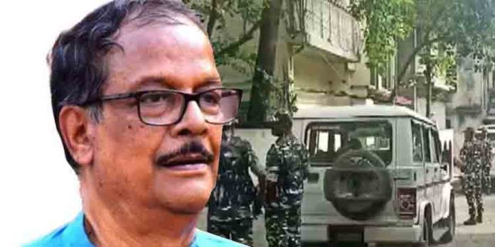മൊളോയ് ഘട്ടക്കിന്റെ വീട്ടില് സി.ബി.ഐ റെയ്ഡ് മൊളോയ് ഘട്ടക്കിന്റെ വീട്ടില് സി.ബി.ഐ റെയ്ഡ്