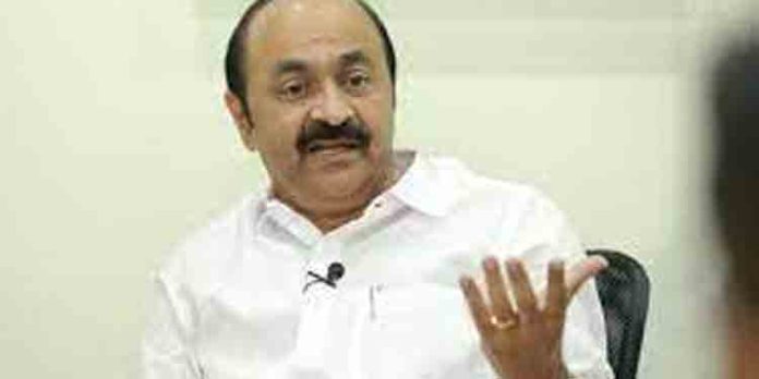 കോണ്ഗ്രസ് അധ്യക്ഷ സ്ഥാനത്തേക്ക് രാഹുല് ഗാന്ധി വരണമെന്നാണ് തന്റെ ആഗ്രഹo : വി ഡി സതീശന് കോണ്ഗ്രസ് അധ്യക്ഷ സ്ഥാനത്തേക്ക് രാഹുല് ഗാന്ധി വരണമെന്നാണ് തന്റെ ആഗ്രഹo : വി ഡി സതീശന്