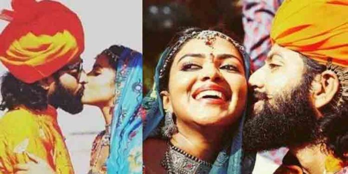 നാലുവര്ഷം മുമ്പ് വിവാഹിതരായതിന്റെ തെളിവുകള് സമര്പ്പിച്ചു ; അമല പോളിന്റെ പരാതിയില് ഭവിന്ദര് സിംങിന് ജാമ്യം നാലുവര്ഷം മുമ്പ് വിവാഹിതരായതിന്റെ തെളിവുകള് സമര്പ്പിച്ചു ; അമല പോളിന്റെ പരാതിയില് ഭവിന്ദര് സിംങിന് ജാമ്യം