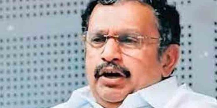 പാതാളം മോദി കാണാത്തത് കൊണ്ട് മഹാബലിക്ക് അവിടെ സ്വസ്ഥമായിരിക്കാം : മോദിക്കെതിരെ കെ മുരളീധരന് പാതാളം മോദി കാണാത്തത് കൊണ്ട് മഹാബലിക്ക് അവിടെ സ്വസ്ഥമായിരിക്കാം : മോദിക്കെതിരെ കെ മുരളീധരന്