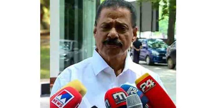 സിപിഎം സംസ്ഥാന സെക്രട്ടറി കോടിയേരിയെ കാണാനെത്തി സിപിഎം സംസ്ഥാന സെക്രട്ടറി കോടിയേരിയെ കാണാനെത്തി
