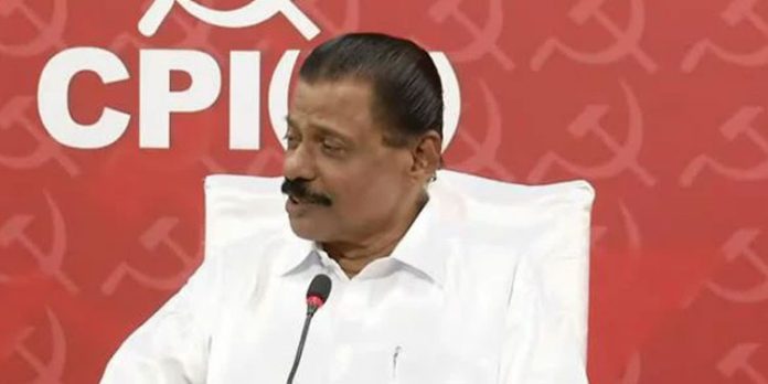 ഗവര്ണര്ക്കുനേരെ വധശ്രമമല്ല, പ്രതിഷേധമാണ് ഉണ്ടായത് ; സിപിഎം ഗവര്ണര്ക്കുനേരെ വധശ്രമമല്ല, പ്രതിഷേധമാണ് ഉണ്ടായത് ; സിപിഎം