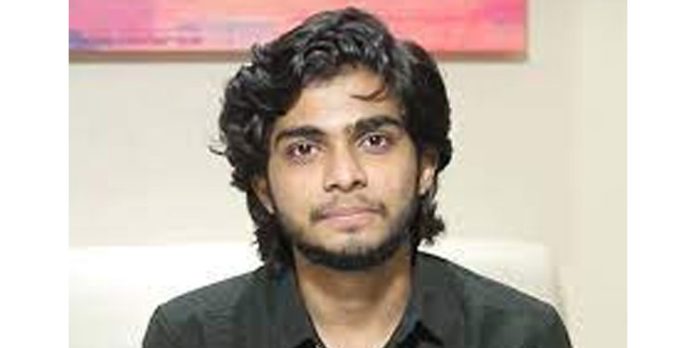 മോദിക്കെതിരെ കമന്റിട്ടത് യു എ ഇയില് നിന്ന് ; അന്വേഷണത്തില് നിര്ണായക വഴിത്തിരിവ് മോദിക്കെതിരെ കമന്റിട്ടത് യു എ ഇയില് നിന്ന് ; അന്വേഷണത്തില് നിര്ണായക വഴിത്തിരിവ്