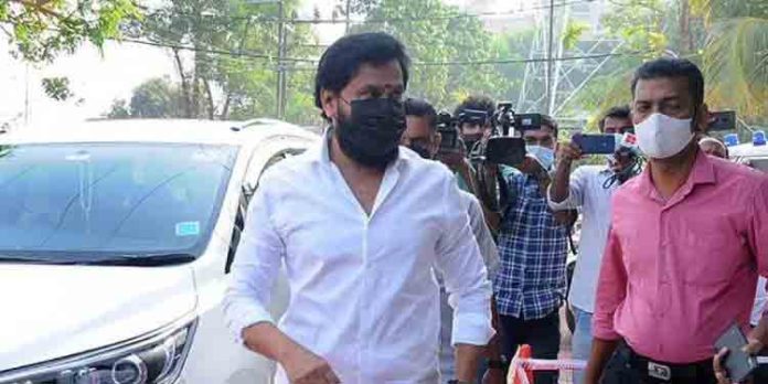 നടിയെ ആക്രമിച്ച കേസ് ; അതിജീവിതയുടെ ഹര്ജിയില് ഹൈക്കോടതിയുടെ നിര്ണായക വിധി ഇന്ന് നടിയെ ആക്രമിച്ച കേസ് ; അതിജീവിതയുടെ ഹര്ജിയില് ഹൈക്കോടതിയുടെ നിര്ണായക വിധി ഇന്ന്