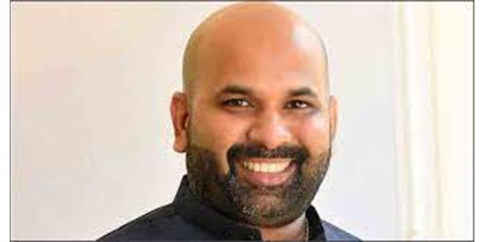ബിനോയ് കോടിയേരിക്കെതിരായ പീഡനക്കേസ് 80ലക്ഷം നൽകി ഒത്തുതീർപ്പാക്കി ബിനോയ് കോടിയേരിക്കെതിരായ പീഡനക്കേസ് 80ലക്ഷം നൽകി ഒത്തുതീർപ്പാക്കി