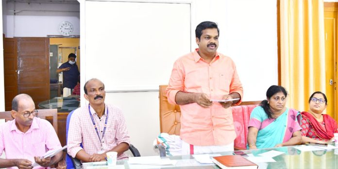 കോന്നിയില് തെരുവ് നായ്ക്കള്ക്ക് തിങ്കളാഴ്ച മുതല് വാക്സിന് നല്കും : അഡ്വ. കെ.യു. ജനീഷ് കുമാര് എംഎല്എ കോന്നിയില് തെരുവ് നായ്ക്കള്ക്ക് തിങ്കളാഴ്ച മുതല് വാക്സിന് നല്കും : അഡ്വ. കെ.യു. ജനീഷ് കുമാര് എംഎല്എ