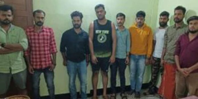 റിസോര്ട്ടില് ലഹരി പാര്ട്ടി നടത്തിയ കേസില് യുവാക്കളെ പോലീസ് അറസ്റ്റ് ചെയ്തു റിസോര്ട്ടില് ലഹരി പാര്ട്ടി നടത്തിയ കേസില് യുവാക്കളെ പോലീസ് അറസ്റ്റ് ചെയ്തു
