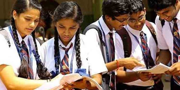 പ്ലസ് വൺ : രണ്ടാം സപ്ലിമെന്ററി അലോട്ട്മെന്റ് പ്രവേശനം ഇന്നു കൂടി പ്ലസ് വൺ : രണ്ടാം സപ്ലിമെന്ററി അലോട്ട്മെന്റ് പ്രവേശനം ഇന്നു കൂടി