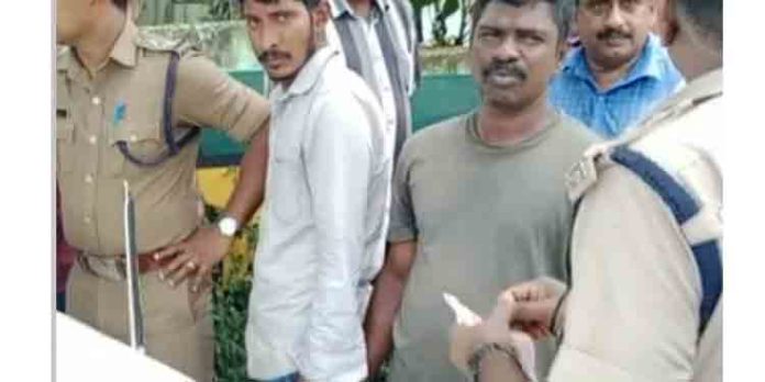 എംഡിഎംഎയുമായി രണ്ട് യുവാക്കള് അറസ്റ്റില് എംഡിഎംഎയുമായി രണ്ട് യുവാക്കള് അറസ്റ്റില്