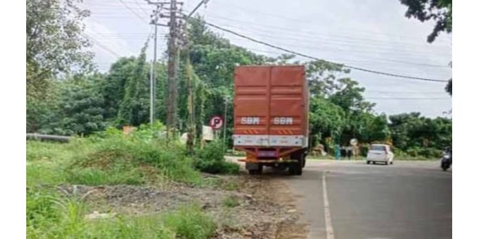 റിംഗ് റോഡിലെ അപകട വളവില് അപകടങ്ങൾ പതിവായി റിംഗ് റോഡിലെ അപകട വളവില് അപകടങ്ങൾ പതിവായി