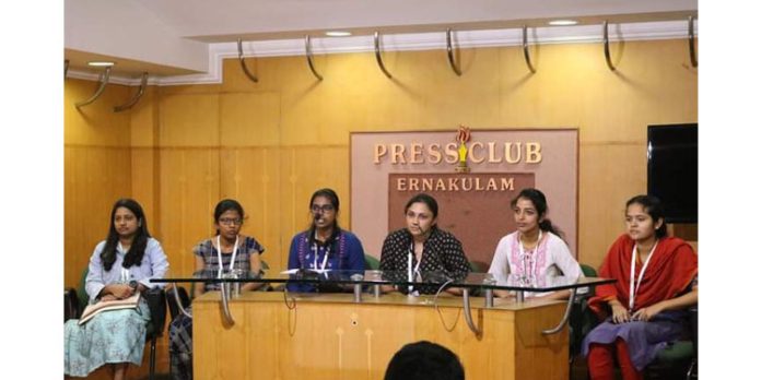 ലോക ടൂറിസം ദിനം : എന്റെ നാട് എന്റെ സൗന്ദര്യം എന്റെ നാടിന് ഒരു ക്ലിക്കുമായി ഹിൽഡെഫ് ലോക ടൂറിസം ദിനം : എന്റെ നാട് എന്റെ സൗന്ദര്യം എന്റെ നാടിന് ഒരു ക്ലിക്കുമായി ഹിൽഡെഫ്