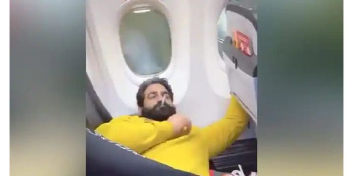 വിമാനത്തില് പുകവലിച്ച ഇന്സ്റ്റഗ്രാം റീല്സ് താരം അറസ്റ്റില് ; പിറ്റേ ദിവസം തന്നെ ജാമ്യം വിമാനത്തില് പുകവലിച്ച ഇന്സ്റ്റഗ്രാം റീല്സ് താരം അറസ്റ്റില് ; പിറ്റേ ദിവസം തന്നെ ജാമ്യം