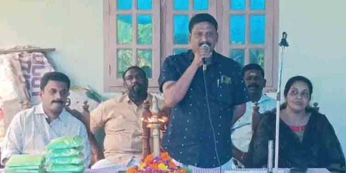 സി പി ഐ കൈതക്കുന്ന് ബ്രാഞ്ചിന്റെയും ബാലവേദിയുടെയും ആഭിമുഖ്യത്തിൽ ഓണാഘോഷ പരിപാടികൾ സംഘടിപ്പിച്ചു സി പി ഐ കൈതക്കുന്ന് ബ്രാഞ്ചിന്റെയും ബാലവേദിയുടെയും ആഭിമുഖ്യത്തിൽ ഓണാഘോഷ പരിപാടികൾ സംഘടിപ്പിച്ചു
