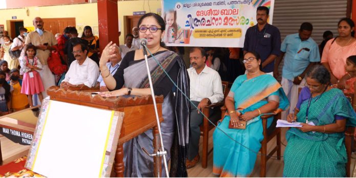 ദേശീയ ബാല ചിത്രരചന ജില്ലാതല മത്സരം നടത്തി ; വര്ണ വിസ്മയം തീര്ത്ത് ബാലചിത്രരചന മത്സരം ദേശീയ ബാല ചിത്രരചന ജില്ലാതല മത്സരം നടത്തി ; വര്ണ വിസ്മയം തീര്ത്ത് ബാലചിത്രരചന മത്സരം