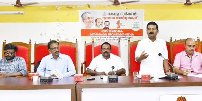 സാധാരണക്കാര്ക്കിടയിലെ മികവിനെ സംരംഭമാക്കി മാറ്റണം : അഡ്വ. പ്രമോദ് നാരായണ് എംഎല്എ സാധാരണക്കാര്ക്കിടയിലെ മികവിനെ സംരംഭമാക്കി മാറ്റണം : അഡ്വ. പ്രമോദ് നാരായണ് എംഎല്എ