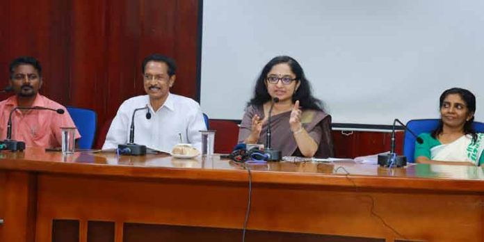 ജില്ലാതല ഓണാഘോഷം : ഈ മാസം ആറ് മുതല് 12 വരെ ; ആരോഗ്യ മന്ത്രി വീണാ ജോര്ജ് ഉദ്ഘാടനം ചെയ്യും ജില്ലാതല ഓണാഘോഷം : ഈ മാസം ആറ് മുതല് 12 വരെ ; ആരോഗ്യ മന്ത്രി വീണാ ജോര്ജ് ഉദ്ഘാടനം ചെയ്യും