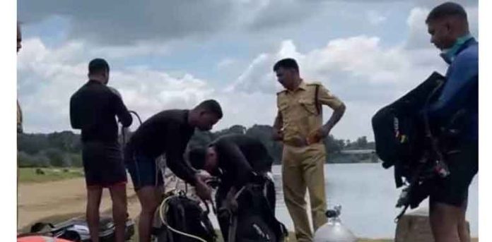 ആലുവയില് പിതാവ് മകളുമായി പുഴയില് ചാടി ; തിരച്ചില് തുടരുന്നു ആലുവയില് പിതാവ് മകളുമായി പുഴയില് ചാടി ; തിരച്ചില് തുടരുന്നു