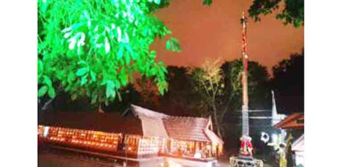 തിരുപനയനൂർകാവ് ദേവി ക്ഷേത്രത്തിലെ കൃഷ്ണശിലാ ധ്വജം യു.ആർ.എഫ് ലോക റെക്കോര്ഡിലേക്ക് തിരുപനയനൂർകാവ് ദേവി ക്ഷേത്രത്തിലെ കൃഷ്ണശിലാ ധ്വജം യു.ആർ.എഫ് ലോക റെക്കോര്ഡിലേക്ക്