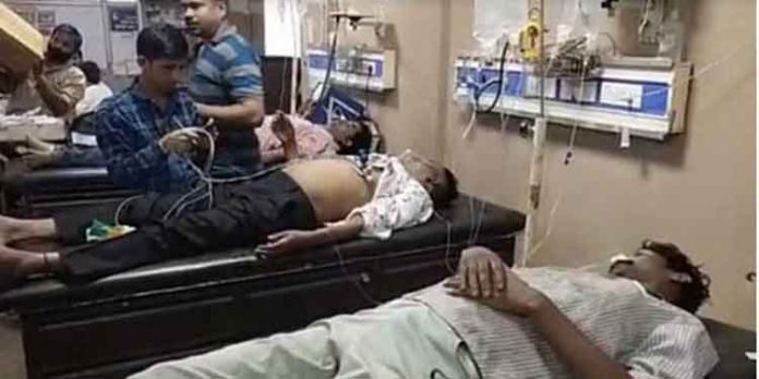 ശമ്പളം നല്കുന്നില്ല ; ഇൻഡോറിൽ ഏഴ് ഫാക്ടറിത്തൊഴിലാളികൾ വിഷം കഴിച്ചു ശമ്പളം നല്കുന്നില്ല ; ഇൻഡോറിൽ ഏഴ് ഫാക്ടറിത്തൊഴിലാളികൾ വിഷം കഴിച്ചു