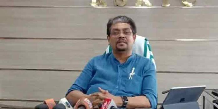 കാട്ടാക്കട ആക്രമണത്തില് പൊതുജനങ്ങളോട് മാപ്പ് ചോദിച്ച് കെ.എസ്.ആര്.ടി.സി എംഡി കാട്ടാക്കട ആക്രമണത്തില് പൊതുജനങ്ങളോട് മാപ്പ് ചോദിച്ച് കെ.എസ്.ആര്.ടി.സി എംഡി