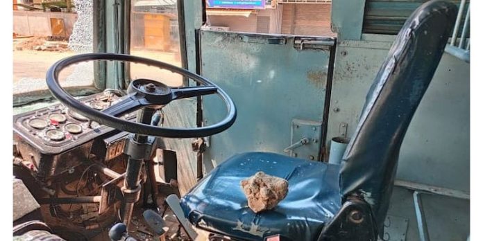 ഹര്ത്താല് അക്രമം : ഇന്ന് മാത്രം 221 പേര് പിടിയിൽ – സംസ്ഥാനത്താകെ അറസ്റ്റിലായത് 1809 പേര് ഹര്ത്താല് അക്രമം : ഇന്ന് മാത്രം 221 പേര് പിടിയിൽ – സംസ്ഥാനത്താകെ അറസ്റ്റിലായത് 1809 പേര്