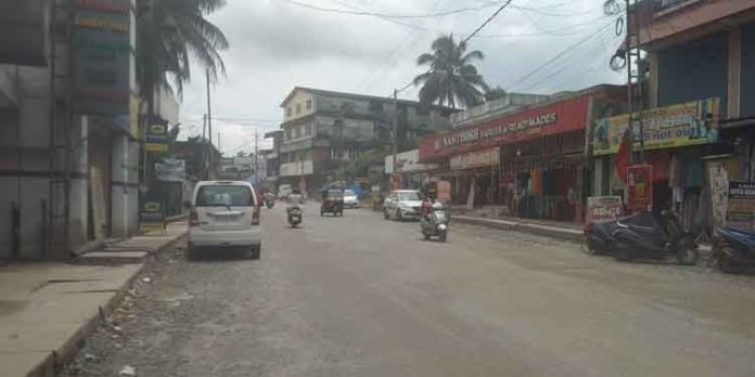 പുനലൂർ – മൂവാറ്റുപുഴ പാത നിർമ്മാണം ; പൊടിയില് അകപ്പെട്ട് ജനങ്ങള് പുനലൂർ – മൂവാറ്റുപുഴ പാത നിർമ്മാണം ; പൊടിയില് അകപ്പെട്ട് ജനങ്ങള്